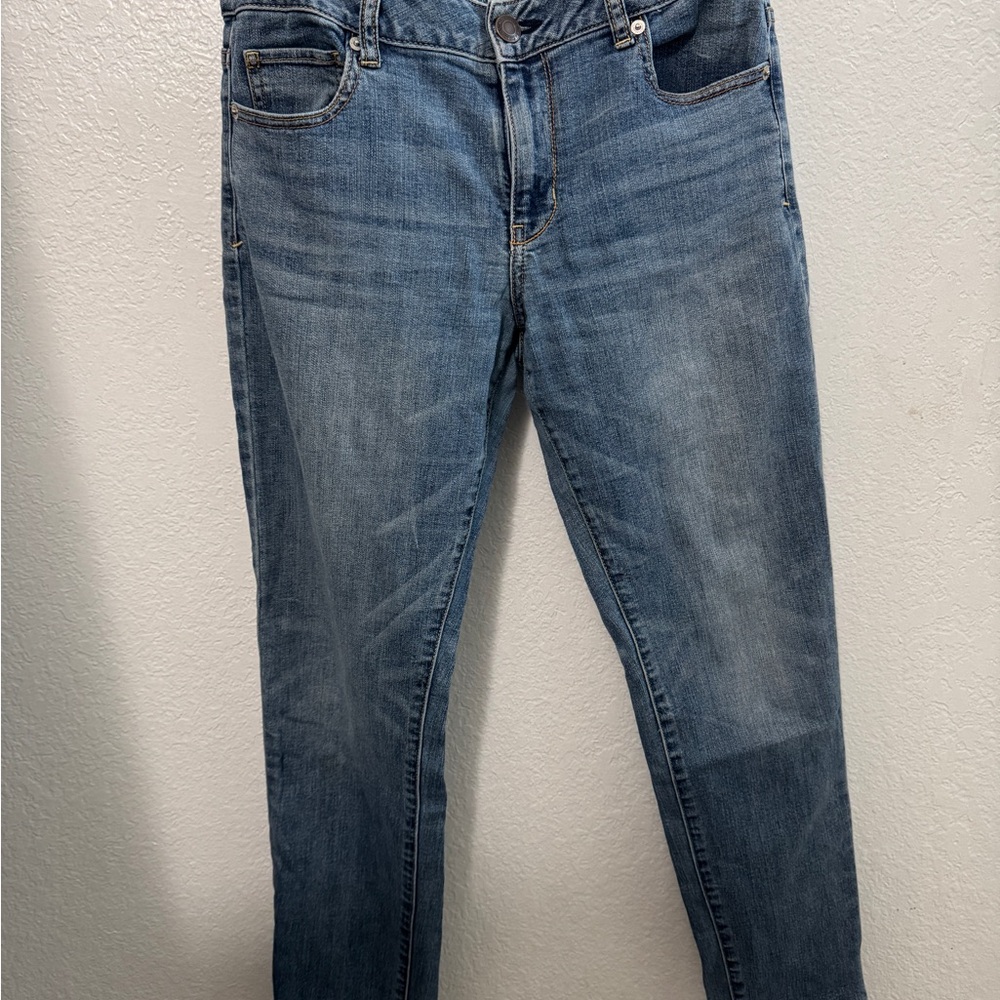 American Eagle Outfitters Light Blue Straight Leg Jeans